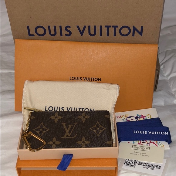 NWT Made in 🇫🇷 Louis Vuitton Monogram Key Pouch